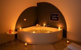 Jacuzzi Suite